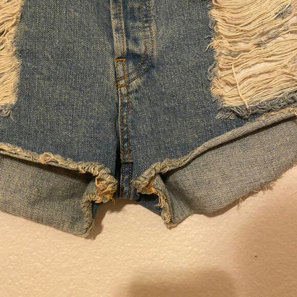 Brandy Melville MELVILLE Made in Italy Destroyed Distressed Shorts Size 4 - Picture 4 of 12